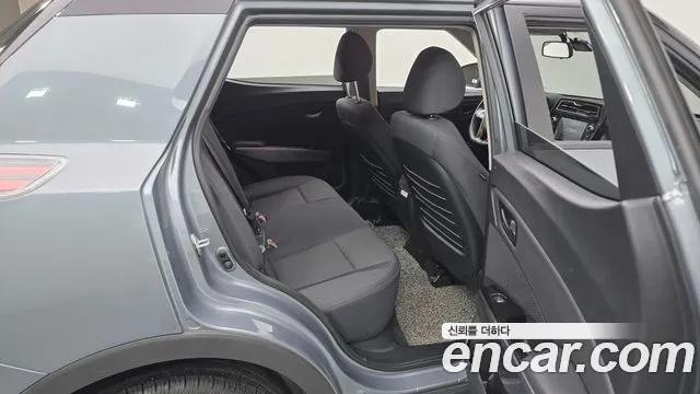 KG_Mobility_Ssangyong TIBOLI Very New Tivoli Бензин 1.5 2WD — Фото автомобиля 11