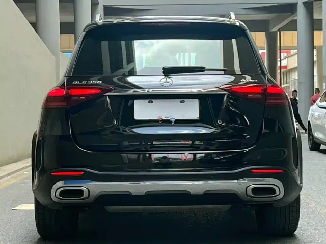 Mercedes-Benz GLE-Class — Фото автомобиля 4