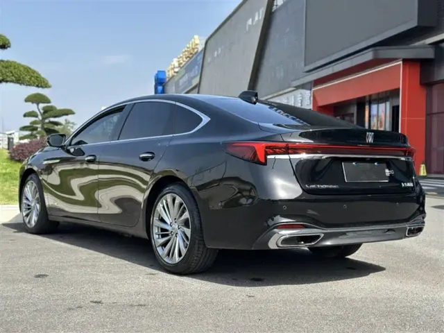 Buick LaCrosse — Фото автомобиля 9