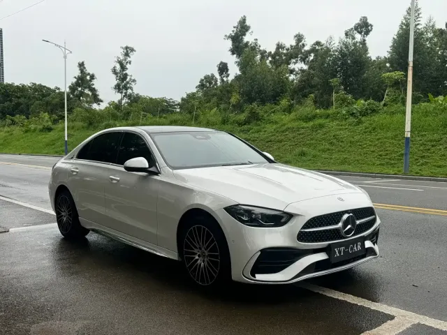 Mercedes-Benz C-Class — Фото автомобиля 3