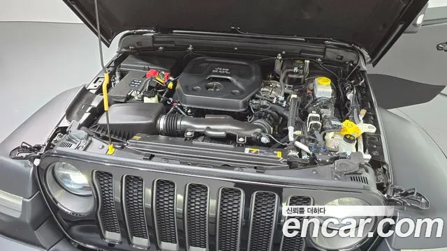 Jeep Wrangler — Фото автомобиля 6
