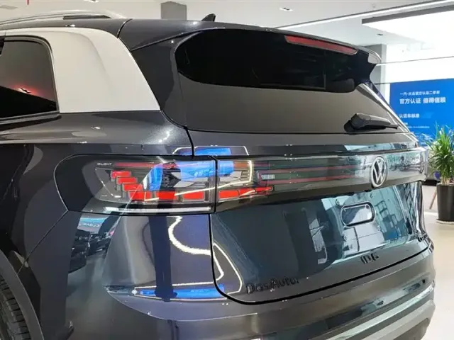 Volkswagen ID.6 Crozz — Фото автомобиля 16