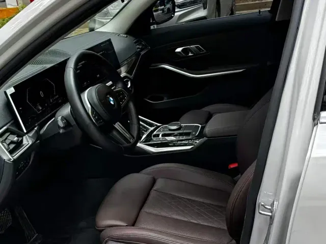 BMW 3 Series — Фото автомобиля 4