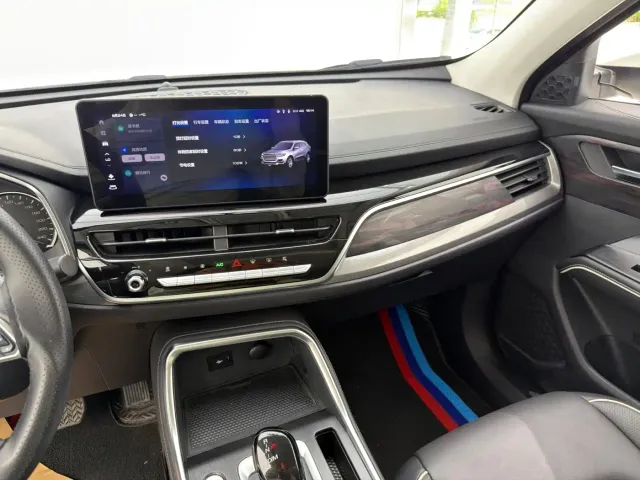 Haval H6 — Фото автомобиля 12