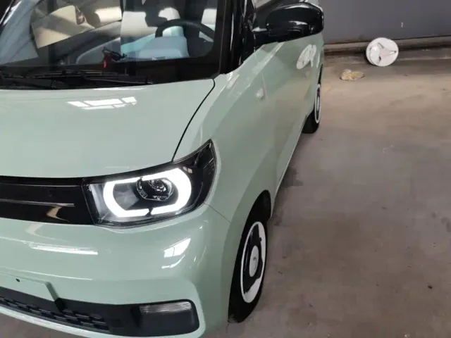 Wuling Hongguang Mini EV — Фото автомобиля 23