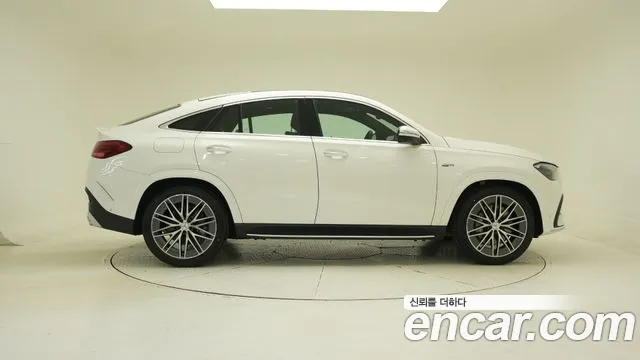 Mercedes-Benz GLE-Class — Фото автомобиля 16