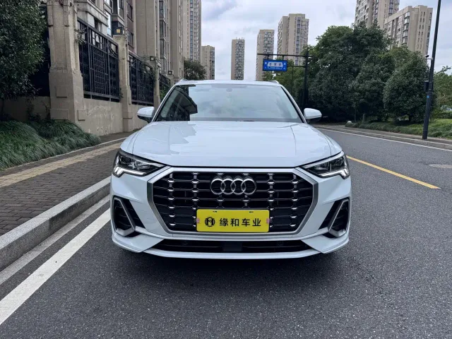 Audi Q3 — Фото автомобиля 2