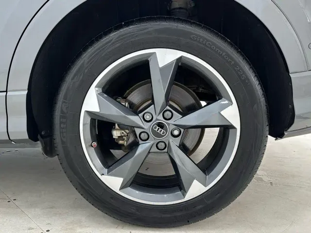 Audi Q3 — Фото автомобиля 18