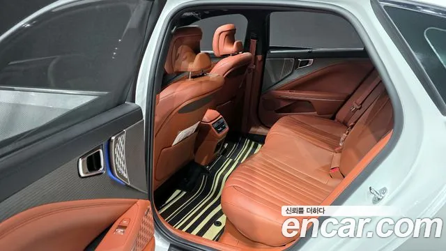Kia K8 Signature — Фото автомобиля 12