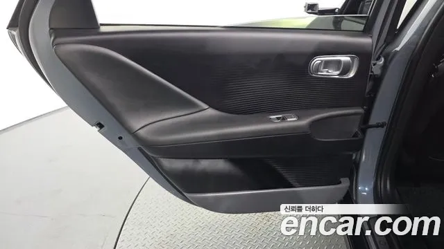 Hyundai Ioniq 6 — Фото автомобиля 14