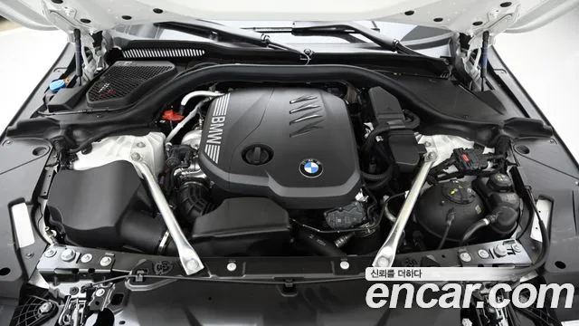 BMW 5 Series G60 — Фото автомобиля 6