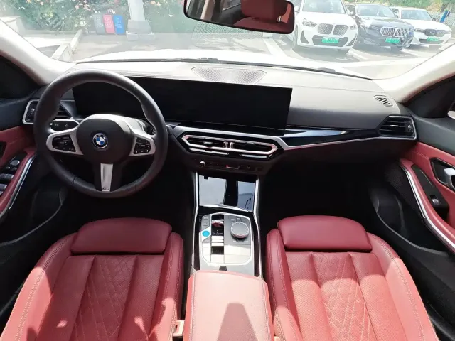 BMW i3 — Фото автомобиля 15