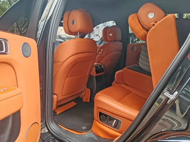 Li Auto L7 — Фото автомобиля 9