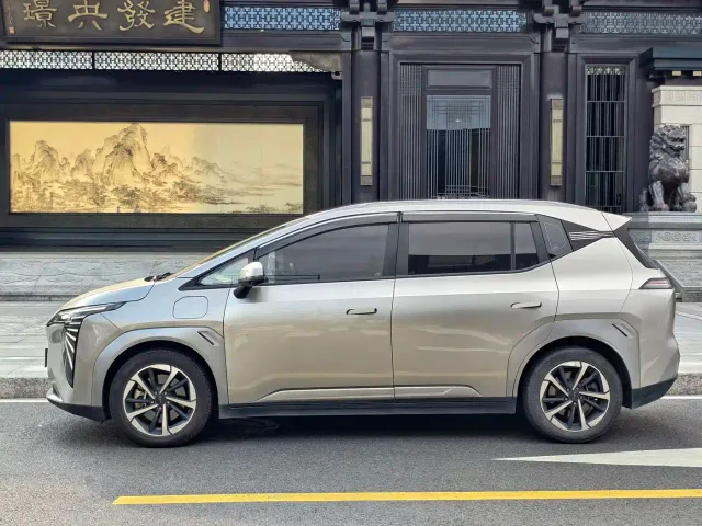GAC Aion Y — Фото автомобиля 7