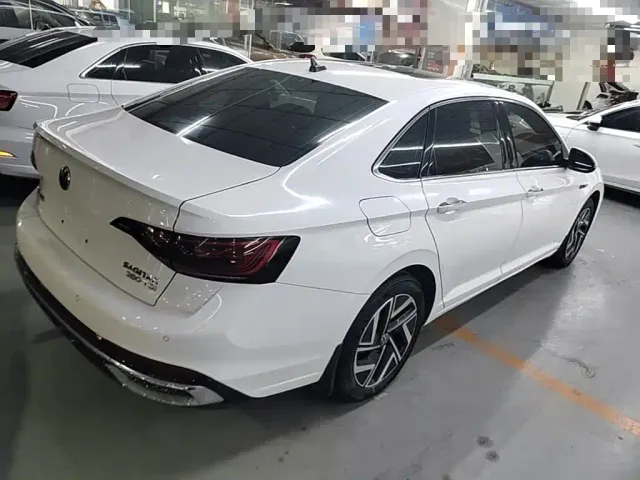 Volkswagen Sagitar — Фото автомобиля 6