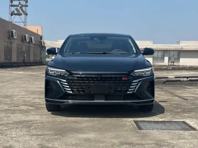 Dongfeng Yixuan MAX — Фото автомобиля 2