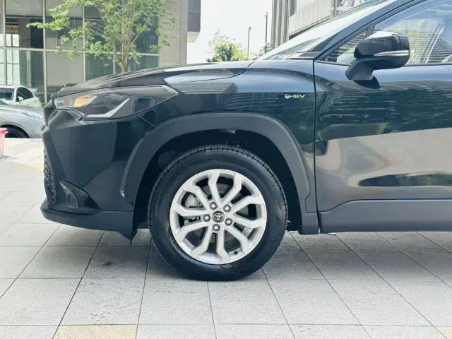 Toyota Frontlander — Фото автомобиля 21