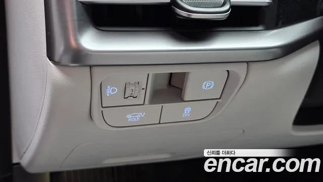 Hyundai Grandeur GN7 — Фото автомобиля 28