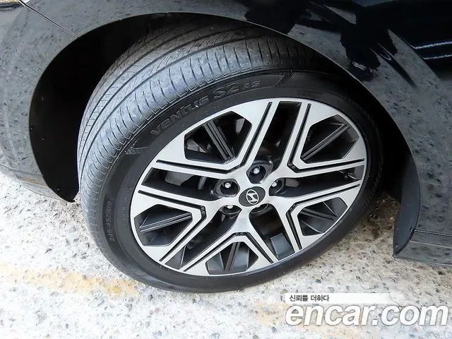 Hyundai Grandeur GN7 — Фото автомобиля 5