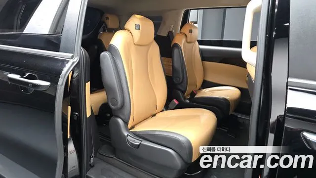 Kia Canival Carnival 4 поколение Бензин 9 мест Prestige — Фото автомобиля 12