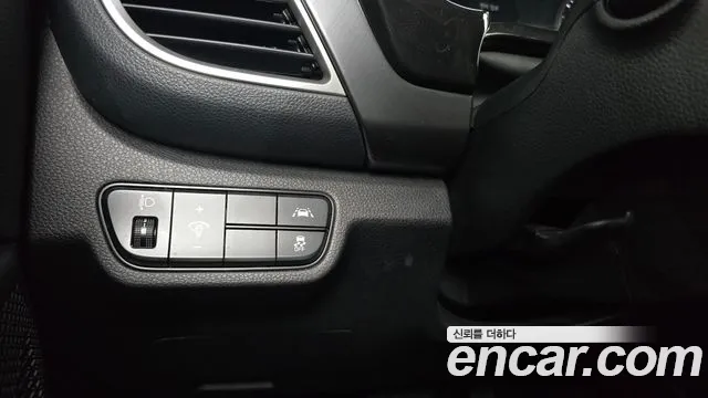 Kia Seltos — Фото автомобиля 16