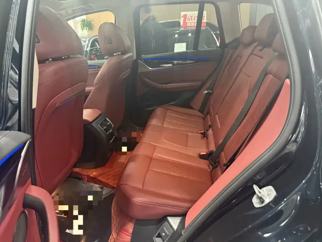 BMW X3 — Фото автомобиля 6