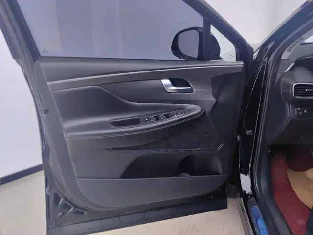 Hyundai Santa Fe — Фото автомобиля 7