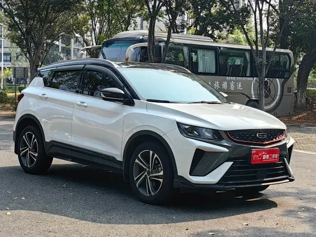 Geely Binyue 2021 1.4T DCT Diamond Edition — Фото автомобиля 3