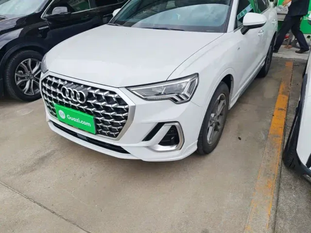 Audi Q3 — Фото автомобиля 23