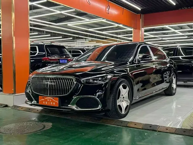 Фотография автомобиля — Mercedes-Benz Maybach S-Class