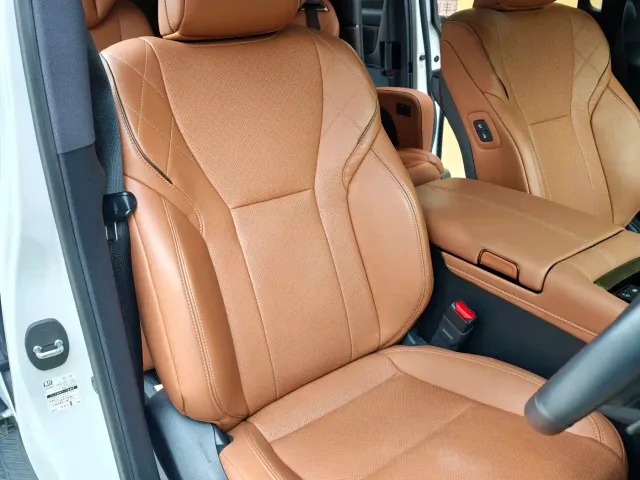 Toyota Vellfire — Фото автомобиля 11