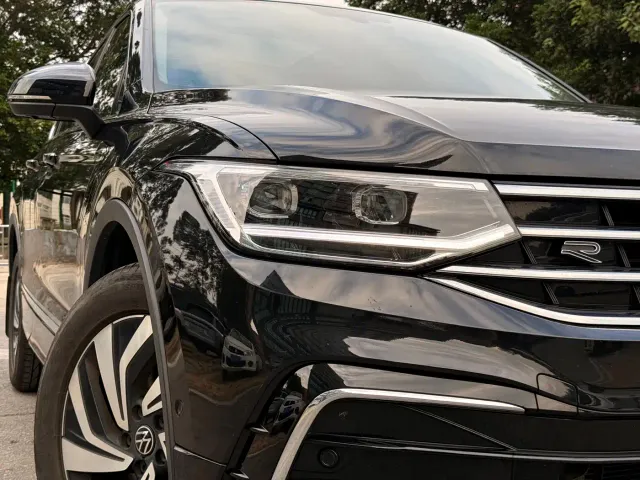 Volkswagen Tiguan L — Фото автомобиля 20