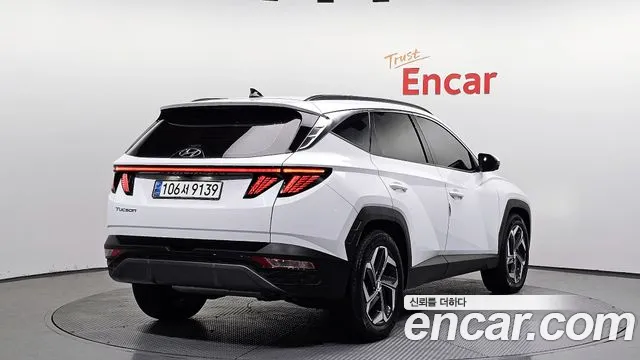 Hyundai Tucson Tucson (NX4) Бензин 1.6 турбо 2WD — Фото автомобиля 2