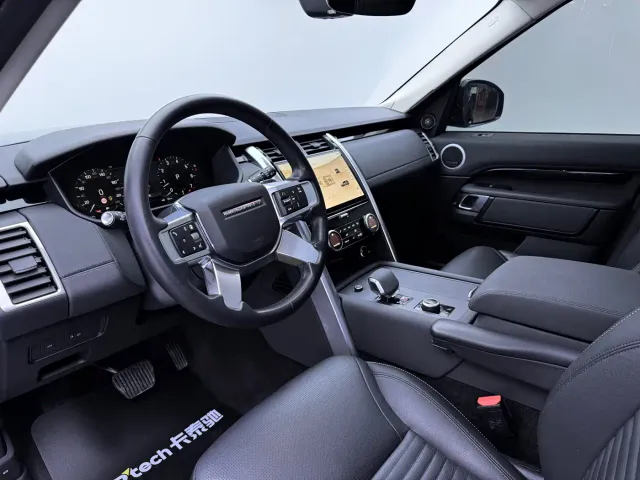 Land Rover Discovery — Фото автомобиля 12