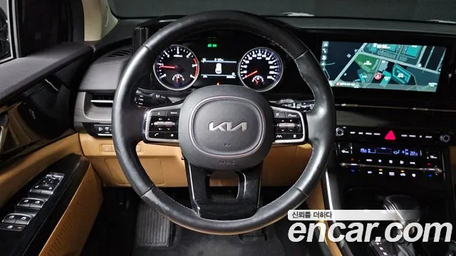 Kia Carnival Generation 4 — Фото автомобиля 13