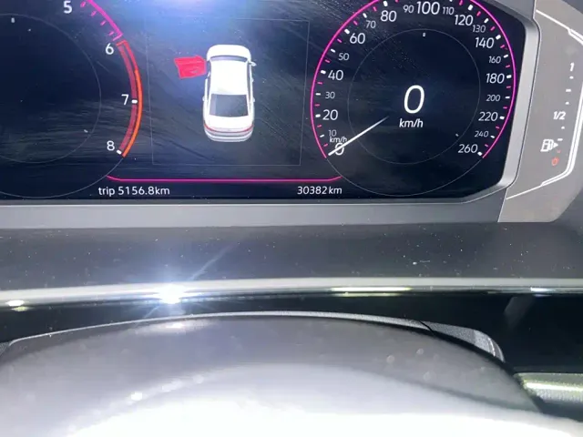 Volkswagen Passat — Фото автомобиля 4