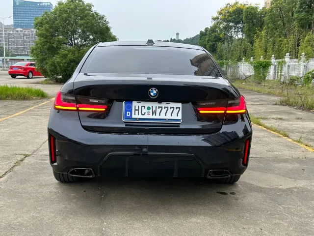 BMW 3 Series — Фото автомобиля 13