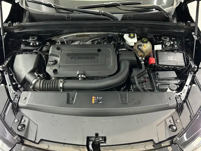 Buick Envision S — Фото автомобиля 11