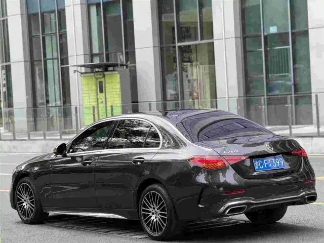 Mercedes-Benz C-Class — Фото автомобиля 4