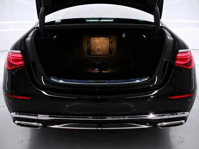 Mercedes-Benz Maybach S-Class — Фото автомобиля 21
