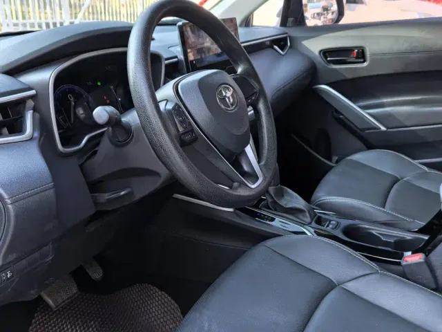 Toyota Frontlander — Фото автомобиля 10