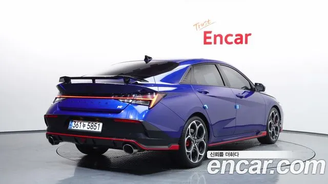 Hyundai AVANTE — Фото автомобиля 2