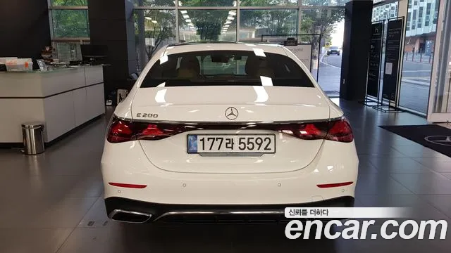 Mercedes-Benz E-Class W214 — Фото автомобиля 6
