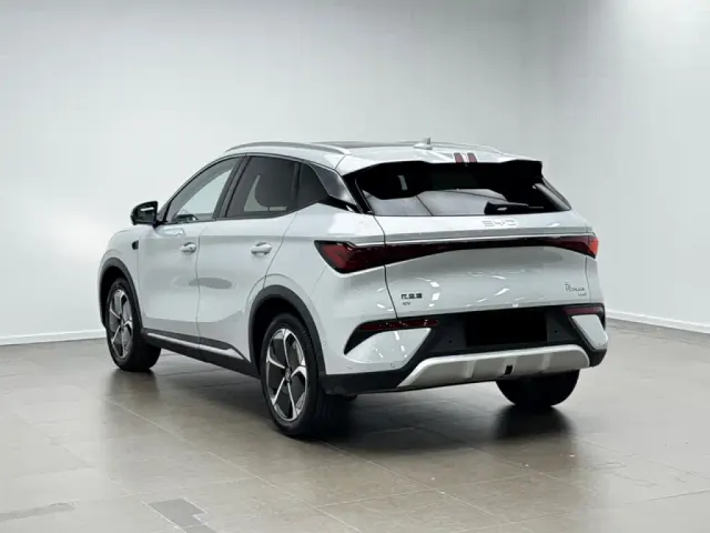 BYD Yuan PLUS — Фото автомобиля 7