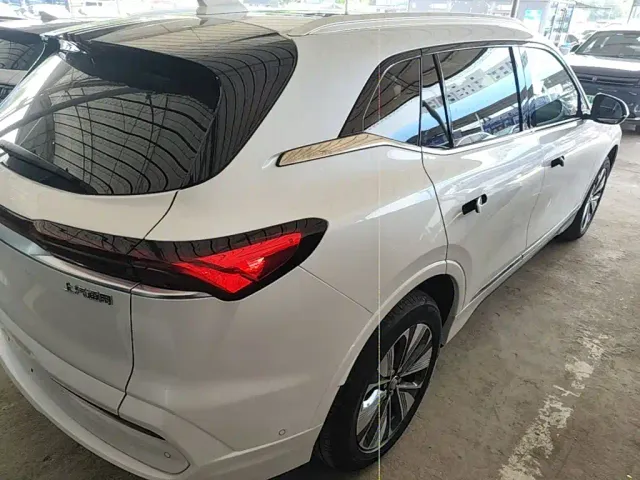 Buick E5 — Фото автомобиля 6