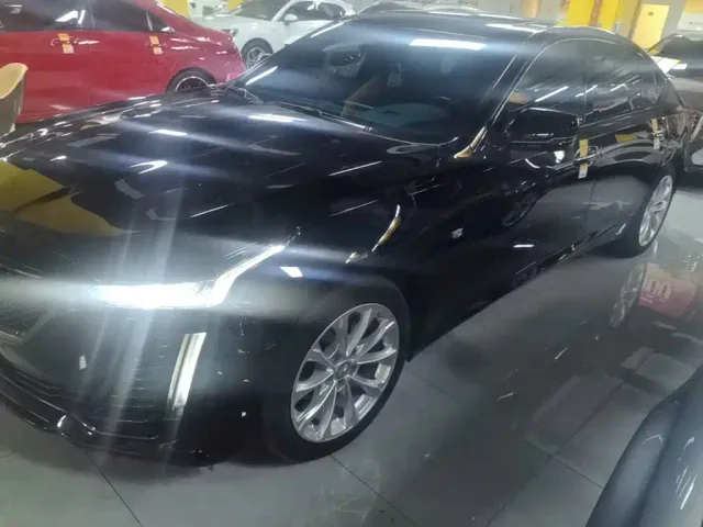 Cadillac CT5 — Фото автомобиля 2
