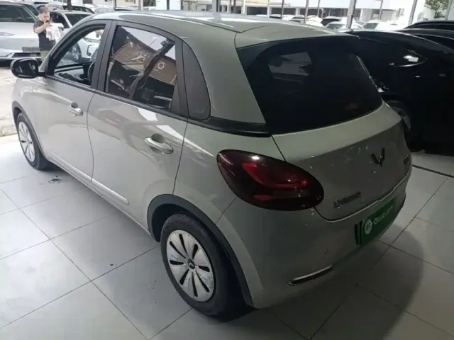 Wuling Bingo — Фото автомобиля 4