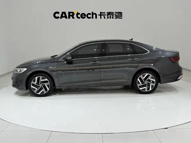 Volkswagen Sagitar — Фото автомобиля 8