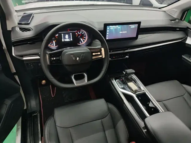 Wuling Jiachen — Фото автомобиля 9