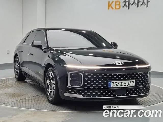 Hyundai Grandeur Grandeur (GN7) 2.5 Бензин 2WD — Фото автомобиля 4
